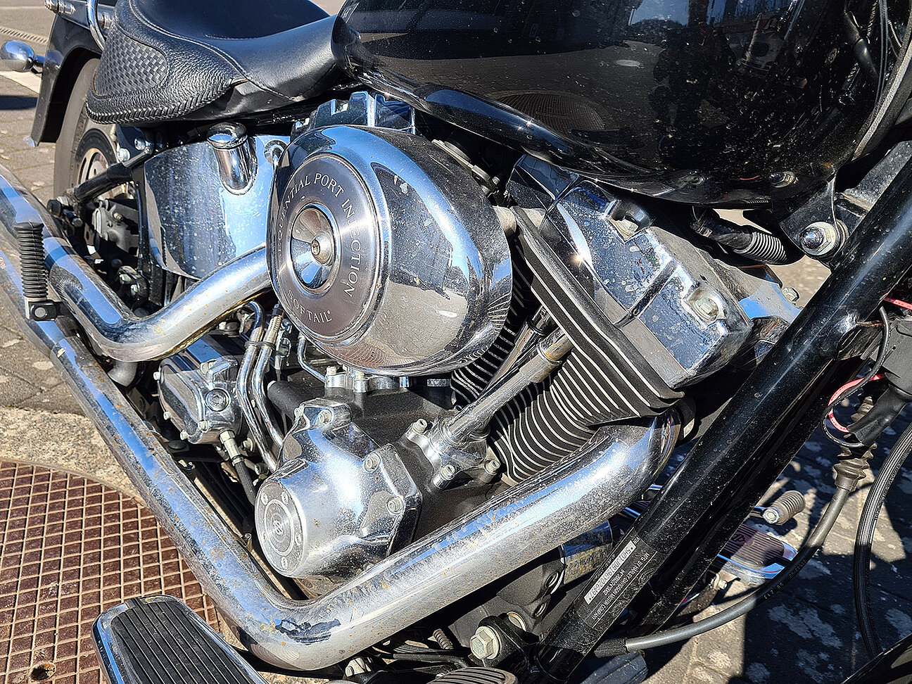 Harley-Davidson Softail Deluxe Motorblock vor Aufbereitung Harley-Davidson Softail Deluxe Motorblock vor Aufbereitung